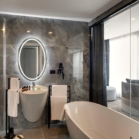 The Pera Bosphorus Hotel Istanboel