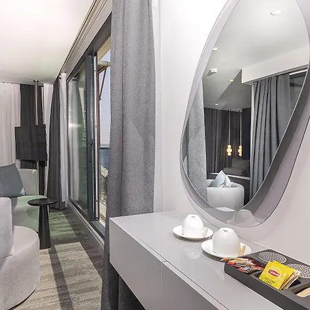 The Pera Bosphorus Hotel 4*