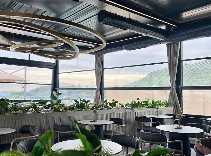 Pera Bosphorus 4* 伊斯坦布尔