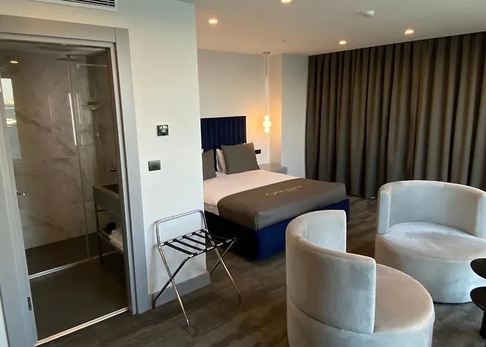 Pera Bosphorus 4* 伊斯坦布尔