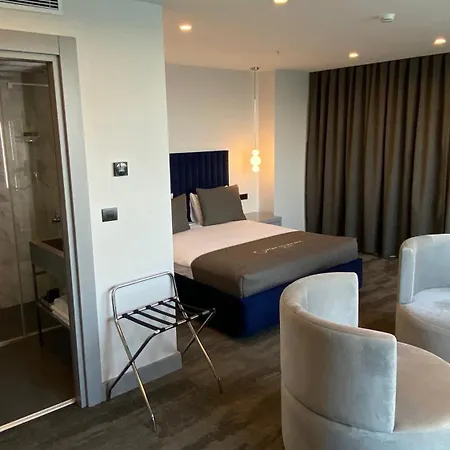 Pera Bosphorus 4* Stambuł