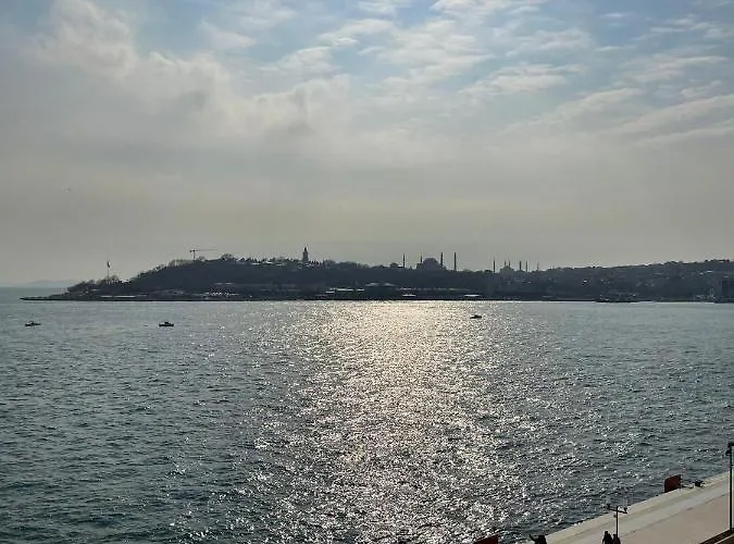 Pera Bosphorus