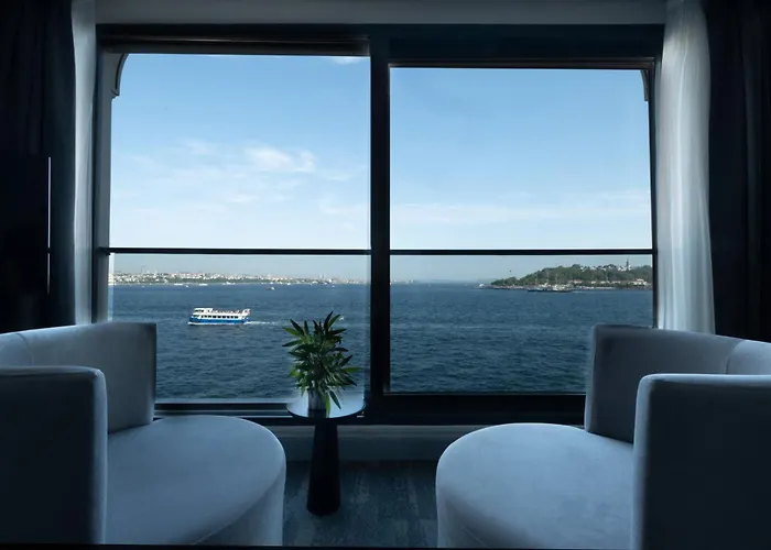 Pera Bosphorus ホテル 4*